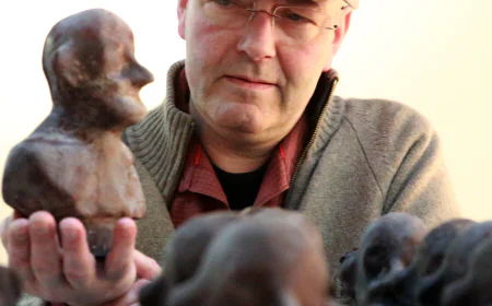 Björn Roth, Steward of an Expansive Family Art Practice, Dies at 64