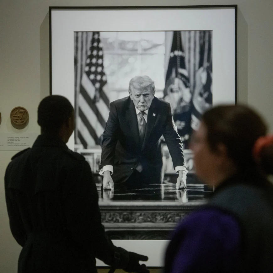 White House Suggests Smithsonian Add a Trump Display