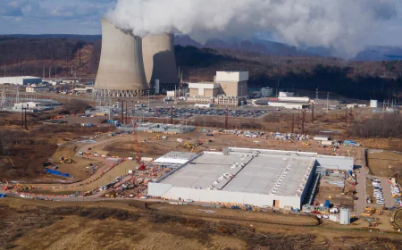 AI's arrival complicates Big Tech climate goals, and some worry it's locking in more fossil fuels