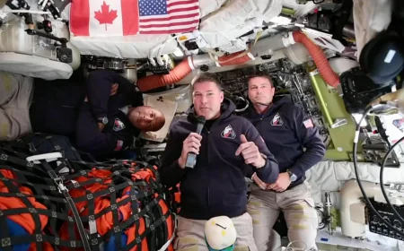 Canada's Artemis II astronaut gives thumbs-up to 'Project Hail Mary' starring Canadian Ryan Gosling