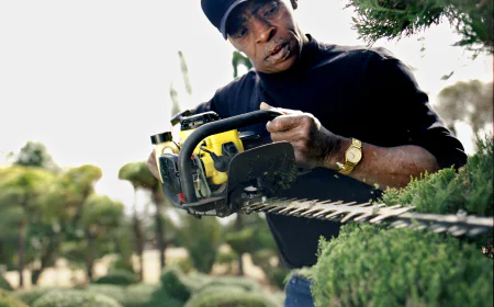 Pearl Fryar, a Picasso of Plants, Dies at 86