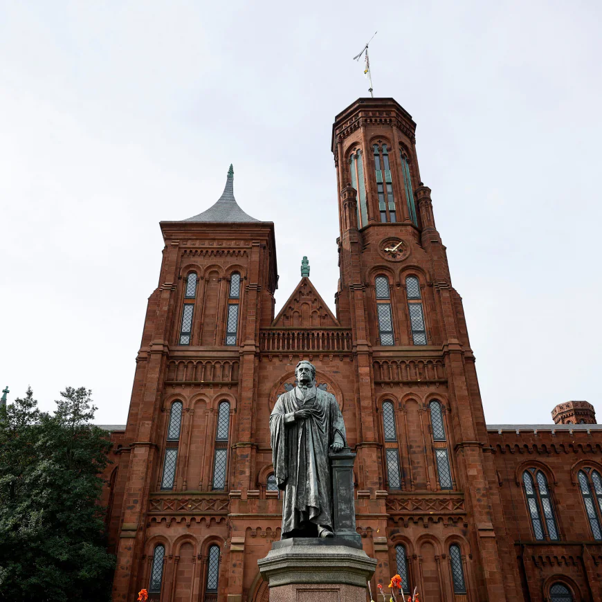 Seats Left Empty on Smithsonian Board as Strain With White House Persists