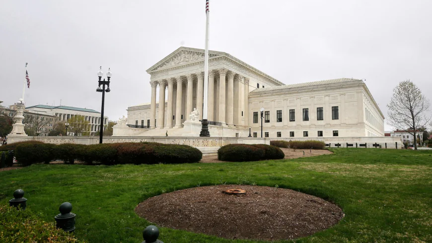 Supreme Court seems wary of limiting federal regulators' power in a data privacy case
