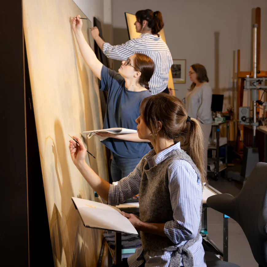 A Mural by the Painter of ‘American Gothic’ Gets New Life