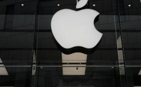 Apple beats out earnings estimates with continued iPhone momentum